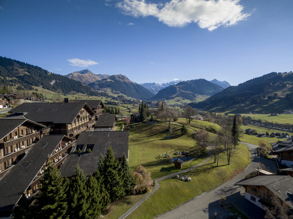 HUUS Gstaad Hotel in the Holiday Region Gstaad