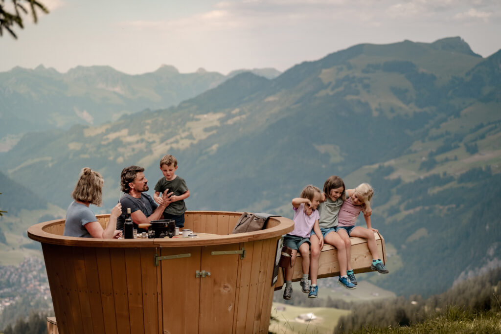 XXL Fondue Fun - The Holiday Region Gstaad